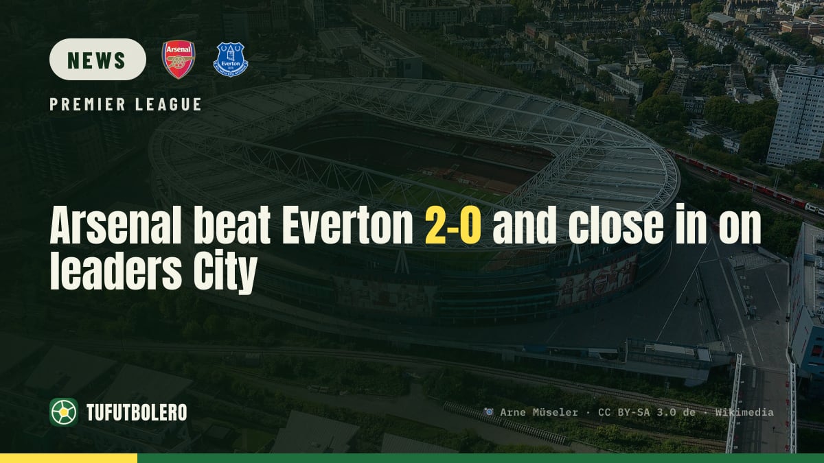 Arsenal beat Everton 2-0 and close in on leaders City