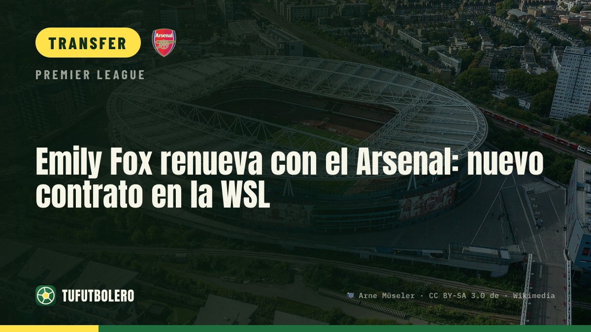Emily Fox signs new Arsenal deal in Women’s Super League
